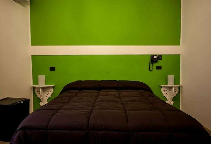 חדר סטנדרט, Due Spade