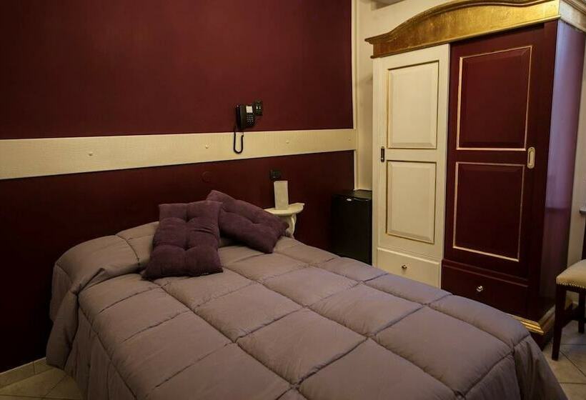 חדר סטנדרט יחיד, Due Spade