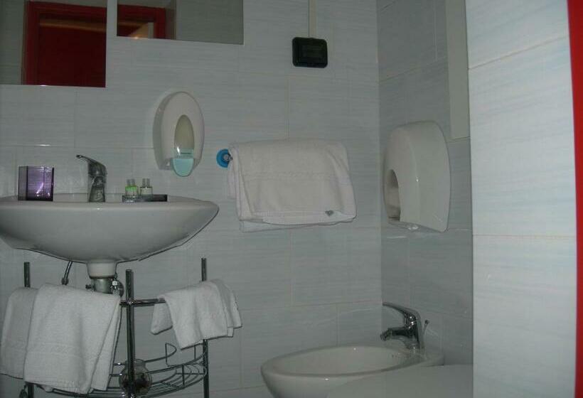 חדר סטנדרט, Due Spade