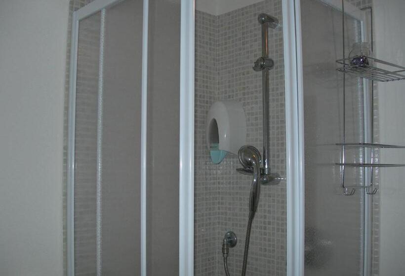 חדר סטנדרט יחיד, Due Spade