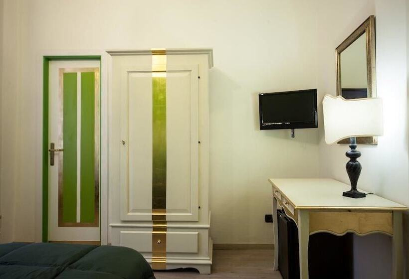 חדר סטנדרט, Due Spade