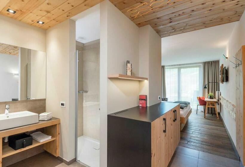 חדר סטנדרט עם טרסה, Miraval Natur