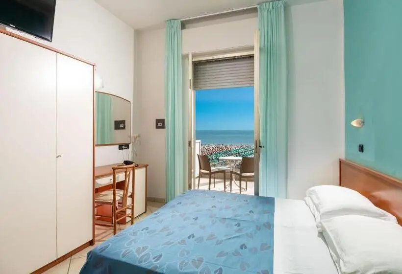 Camera Quadrupla Standard Vista Mare, Odeon