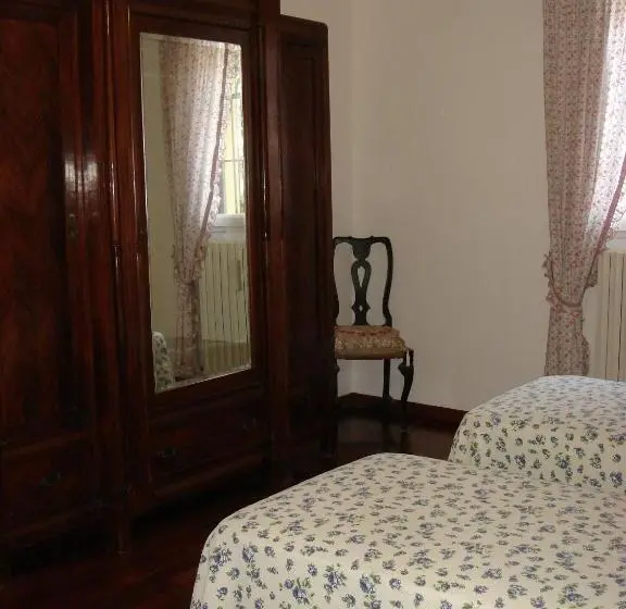 اتاق استاندارد سه نفره, La Corte Del Cavaliere Bed & Breakfast