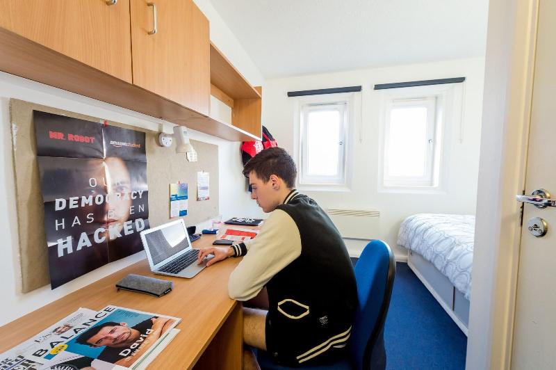 غرفة قياسية فردية, Great Dover Street Apartments