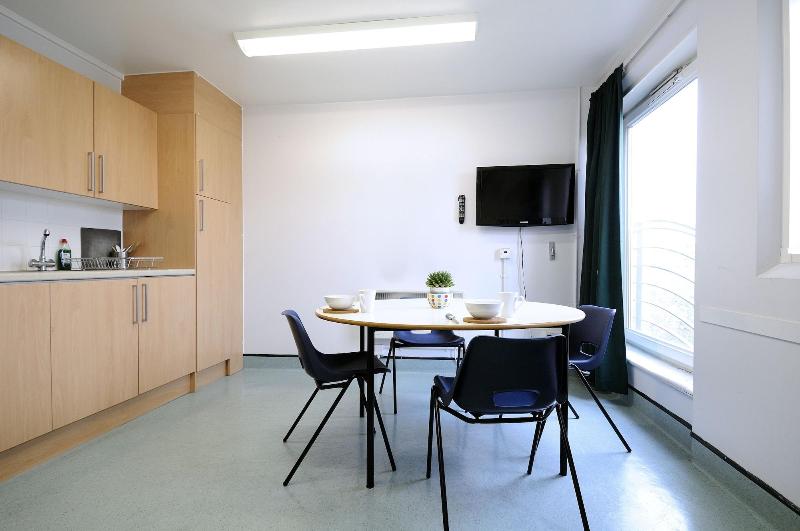 غرفة قياسية فردية, Great Dover Street Apartments