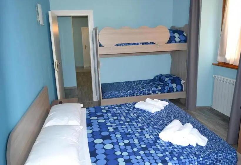 اتاق استاندارد چهار تخته, B&b Porta Livorno