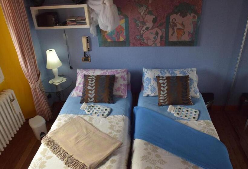 バス共有のスタンダードルーム, B&b Villa Moro   Family House