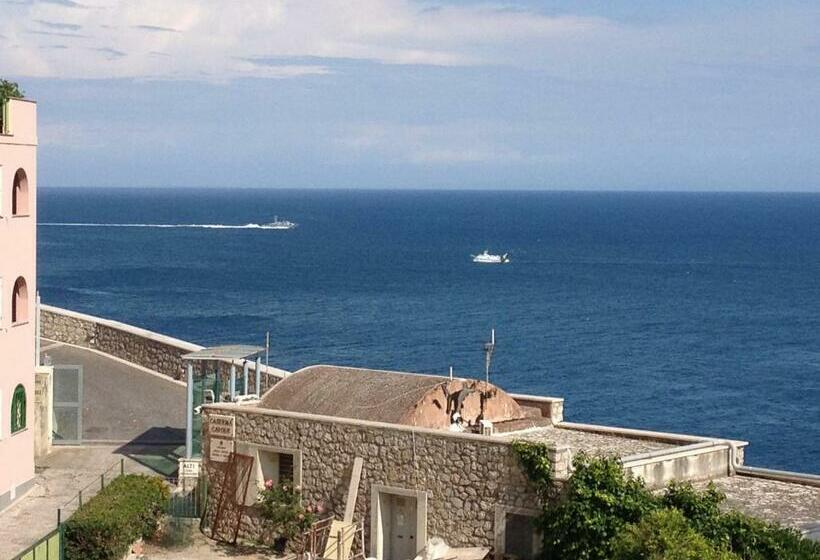 חדר דלוקס נוף לים, Guarinelli 88