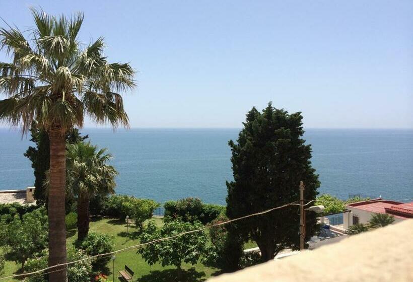 חדר דלוקס נוף לים, Guarinelli 88