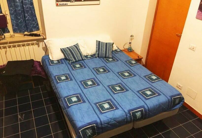 스탠다드 룸, Pit Stop