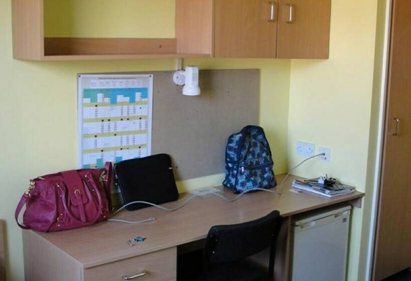 غرفة قياسية فردية, Great Dover Street Apartments