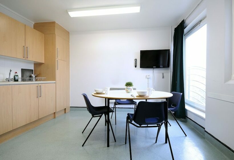 غرفة قياسية فردية, Great Dover Street Apartments