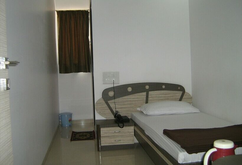 חדר סטנדרט יחיד, Apex