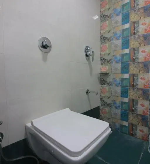 Deluxe Neljän Hengen Huone, Apex