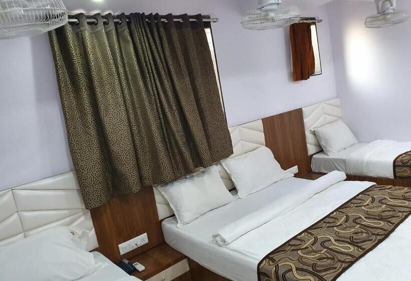 חדר דלוקס לארבעה, Apex