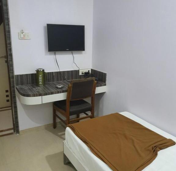 חדר סטנדרט יחיד, Apex