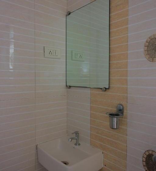 חדר דלוקס, Apex