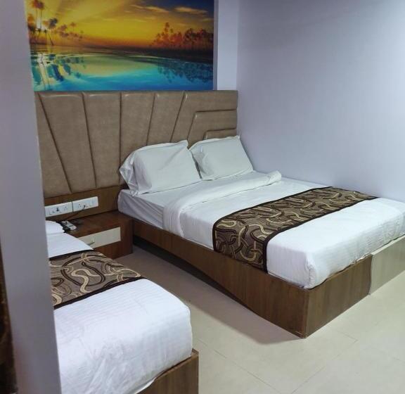 חדר בסיסי לשלושה, Apex