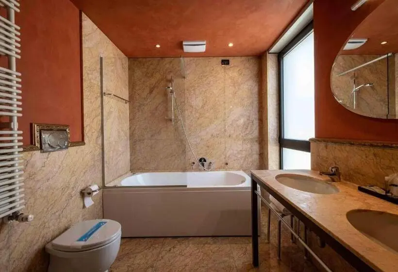 Deluxe-sviitti, La Pieve