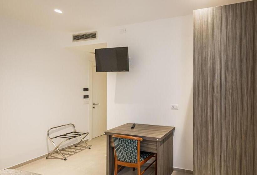 חדר סטנדרט, Nuova Grottella