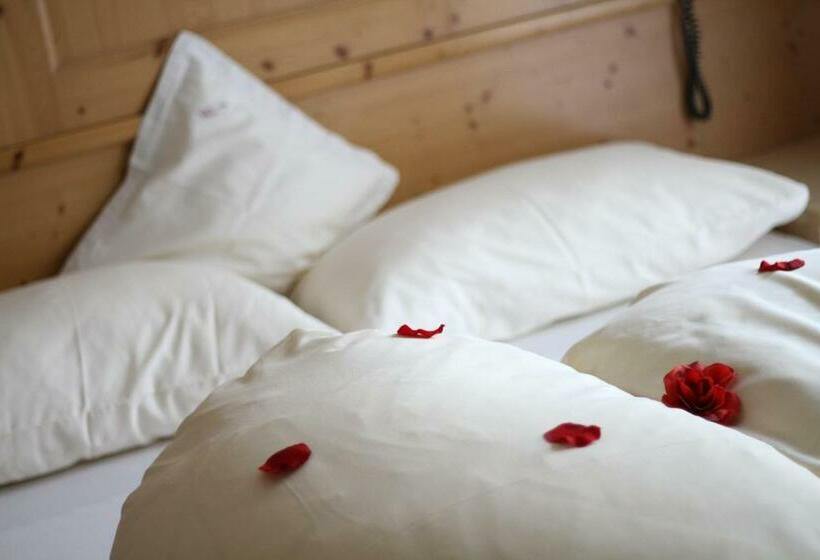 バルコニー付きシングルスタンダードルーム, Val