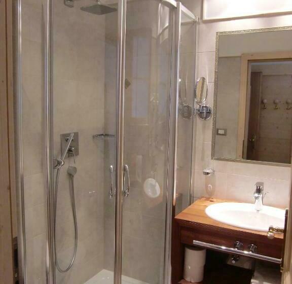 バルコニー付きシングルスタンダードルーム, Val