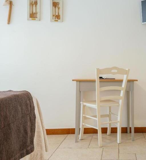 Pokój Deluxe z Balkonem, Il Claustro Bed And Breakfast