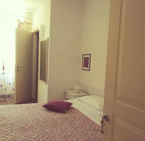 标准间, Paneolio B&b