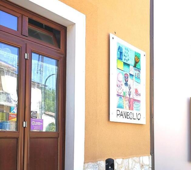 标准间, Paneolio B&b