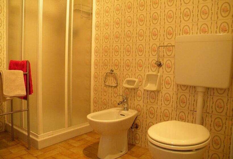 Номер Стандарт Трехместный, B&b Autin