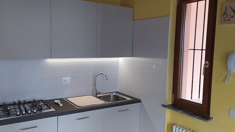 침실 2개 주택, B&b Foresteria Casa Della Musica Lake Como