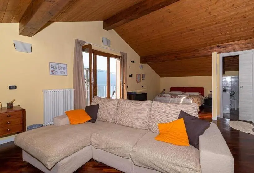 湖の見えるジュニアスイート, B&b Foresteria Casa Della Musica Lake Como