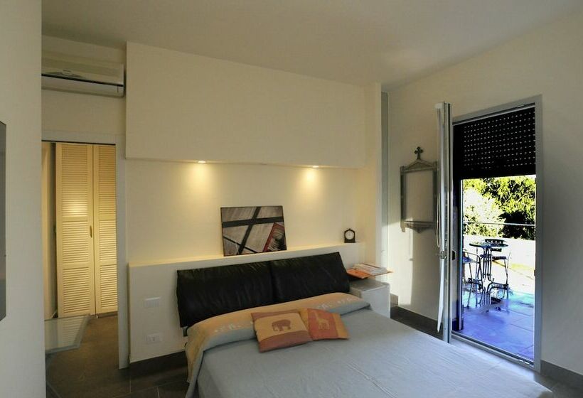 可观海景的舒适型房间, Art House Quartu   Margine Rosso