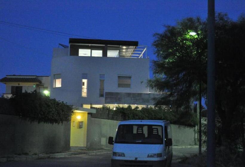 סוויטה נוף לים, Art House Quartu   Margine Rosso