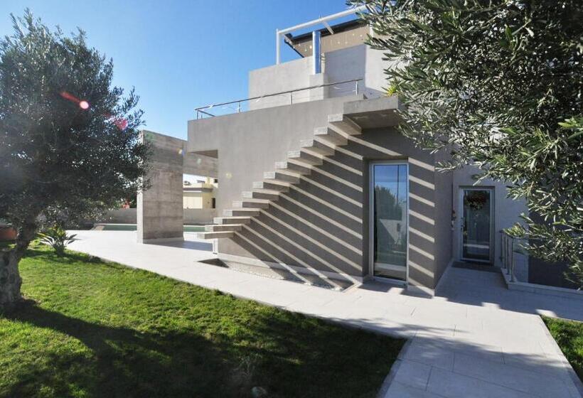 חדר סטנדרט נוף לים עם מרפסת, Art House Quartu   Margine Rosso