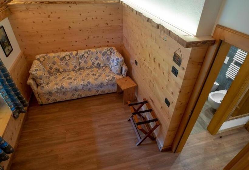 Suite con Balcone, Baita Fraina