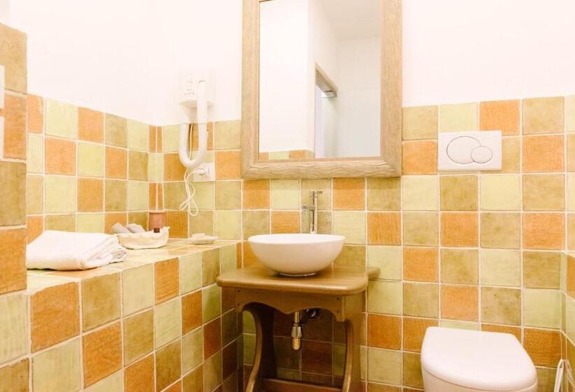 Номер Deluxe, Barone Gambadoro