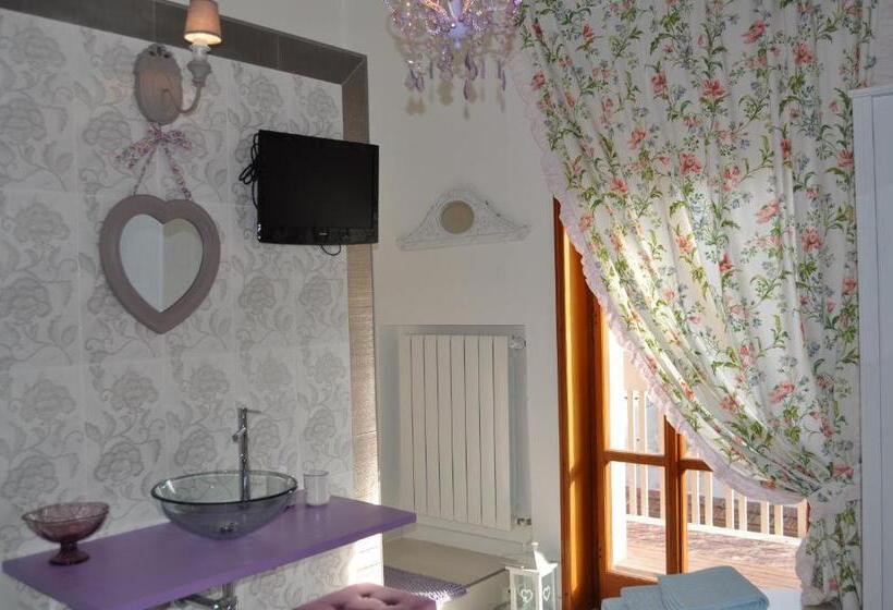 غرفة إقتصادية مطلة علي البحر, I Citri