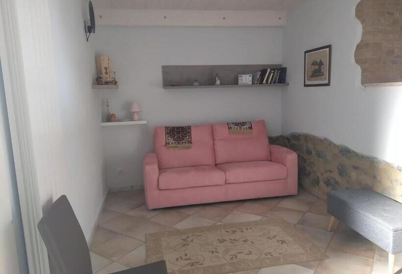 Дом 1 Спальня, La Collina