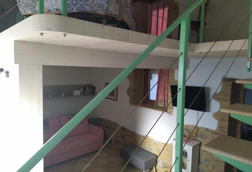 Дом 1 Спальня, La Collina