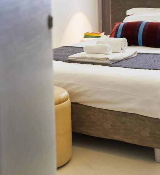 اتاق استاندارد یک نفره, La Terrazza