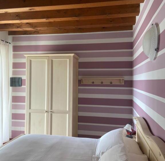 Comfort room with balcony, Locanda Arizona