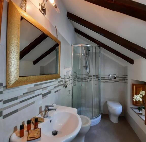 패밀리 스위트, Portico Del Paradiso