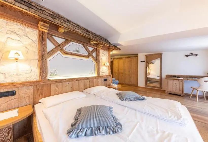 ジュニアスイート, Chalet Piereni