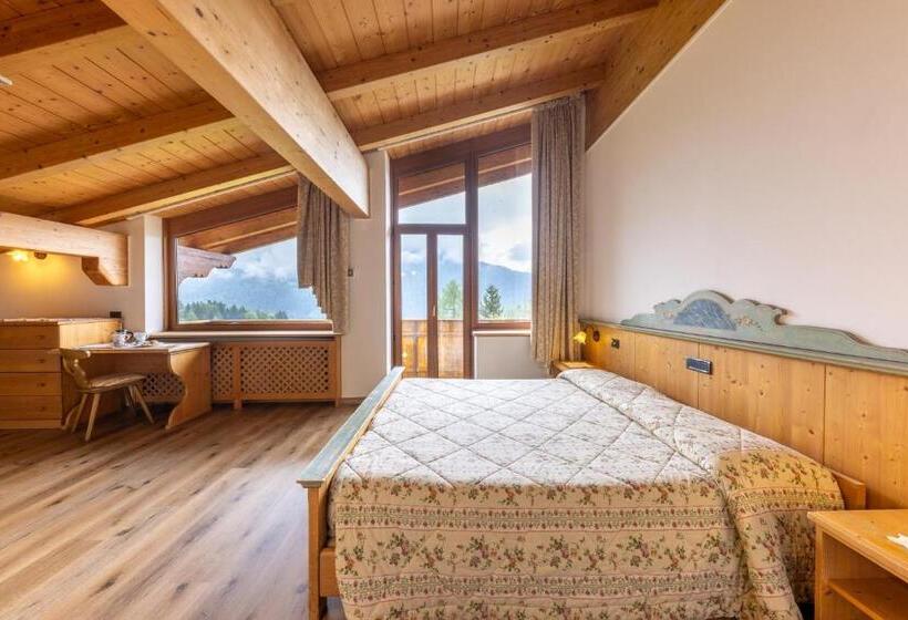 חדר סטנדרט לארבעה, Chalet Piereni