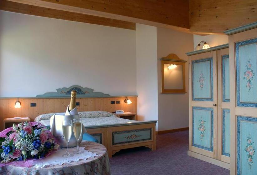 חדר סטנדרט לארבעה, Chalet Piereni