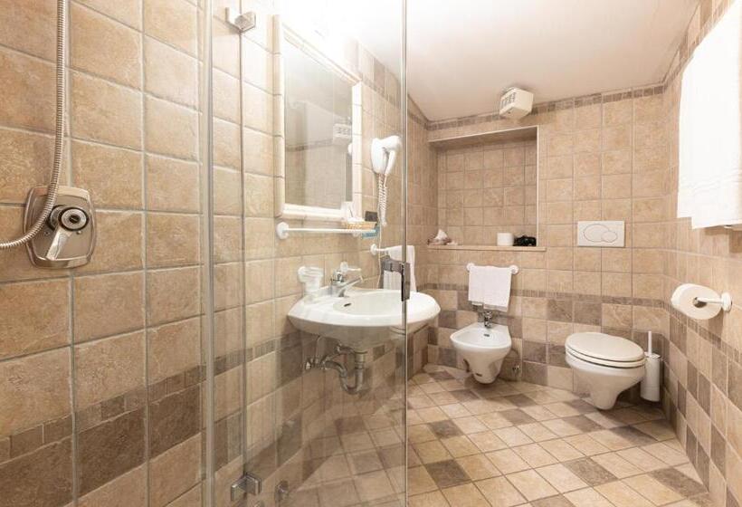 חדר סטנדרט לשלושה, Chalet Piereni