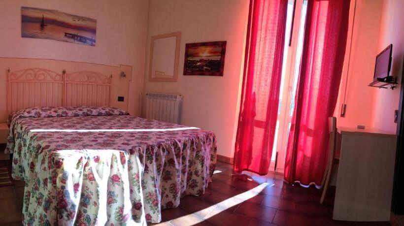 Triple Room Sea View, Lungomare