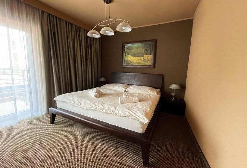 اتاق لوکس با بالکن, Penzion Benedikti